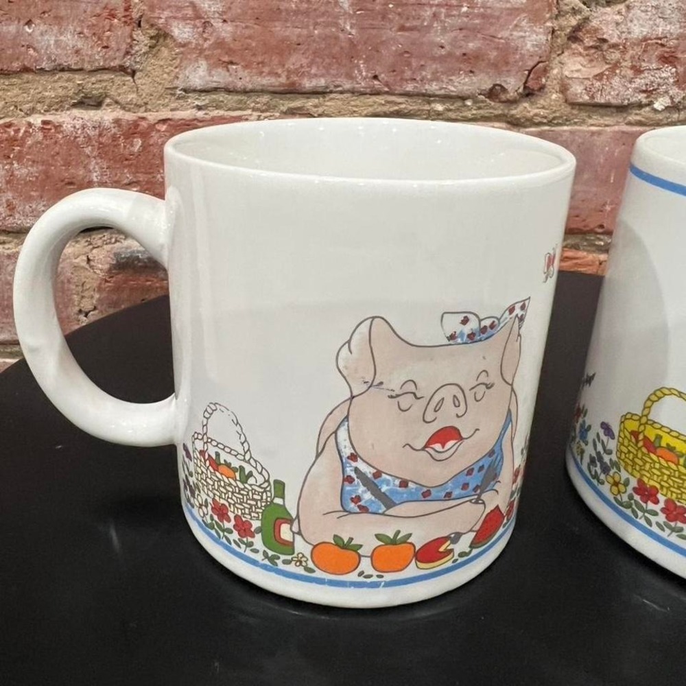 1980s Vintage Picnic Pigs Mugs Set - Picture 2 of 4